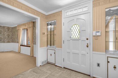7-web-or-mls-2343-cambridge-blvd