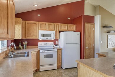 1108 N Tara Lee St, Medical Lake, WA 99022 - photo 7