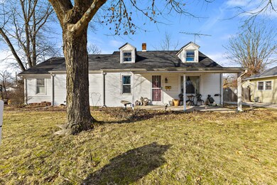 332 Cleveland St, Columbus, IN 47201 - photo 2
