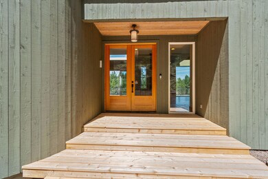 60653 River Bend Dr, Bend, OR 97702 - photo 7