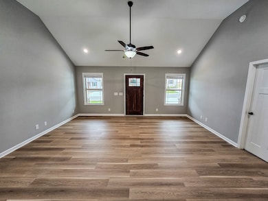 110 Demonbreum Cir, Shelbyville, TN 37160 - photo 4