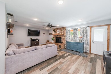 309 Mockingbird Ln, Decatur, TX 76234 - photo 6