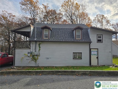 1731 W 8th St W, Wind Gap, PA 18091 - photo 4