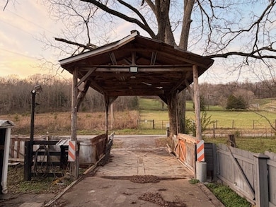 652 Ella West Cir, Lynnville, TN 38472 - photo 3