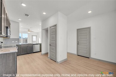 1418 Dowdy Dr, Belton, TX 76513 - photo 4