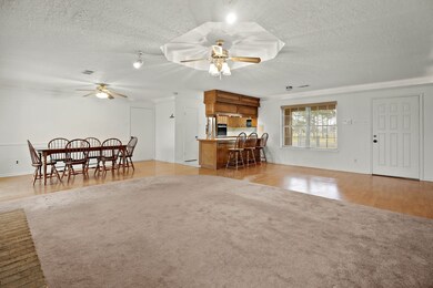 4626 Smith Rd, Alvin, TX 77511 - photo 3