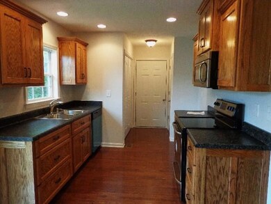 1813 Susan Rd, Columbia, TN 38401 - photo 4