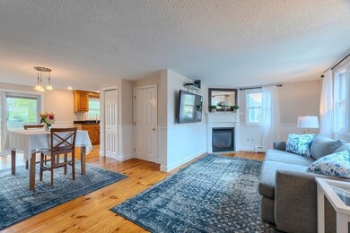 1 Tilton St unit B, Newburyport, MA 01950 - photo 3
