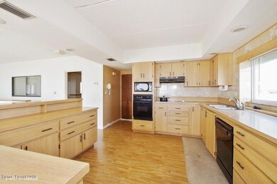 747 S Atlantic Ave, Cocoa Beach, FL 32931 - photo 6