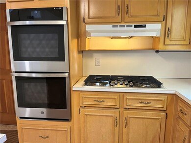 972 Bridgegate Dr NE, Marietta, GA 30068 - photo 5