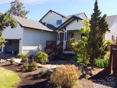 2242 SW 37th St, Redmond, OR 97756 - photo 2