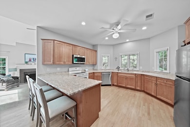 7 Hemlock St, Kingston, MA 02364 - photo 5