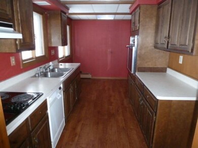 4-Kitchen-Upper Level