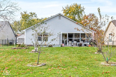 1555 Warren Lake Ct, Indianapolis, IN 46229 - photo 4