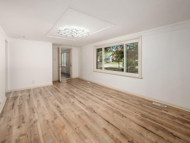 963 Erickson Ave, Columbus, OH 43227 - photo 7