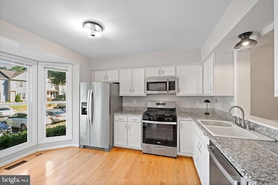 43876 Laburnum Square, Ashburn, VA 20147 - photo 4