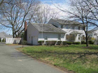 577 Albany Shaker Rd, Albany, NY 12211 - photo 3