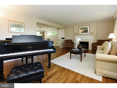 719 Woodfield Rd, Villanova, PA 19085 - photo 3