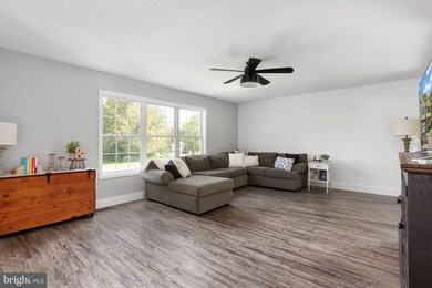 557 Doe Run Rd, Inwood, WV 25428 - photo 4