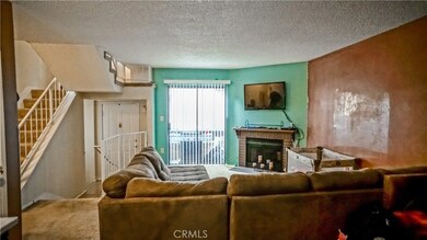 14201 Foothill Blvd unit 25, Sylmar, CA 91342 - photo 3