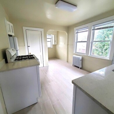 4 Lafayette St unit 2, Quincy, MA 02169 - photo 3