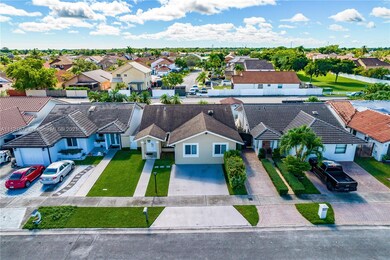 15014 SW 58th St, Miami, FL 33193 - photo 2