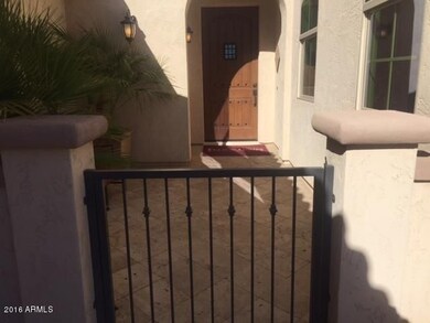 Stonehedge Courtyard