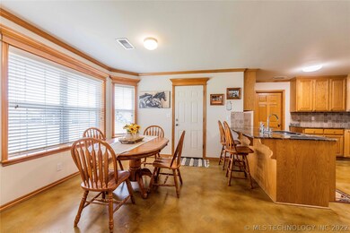 9412 Creager Rd, Mounds, OK 74047 - photo 6