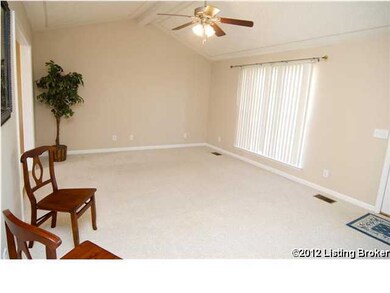 375 Forest Ridge Dr, Mount Washington, KY 40047 - photo 4