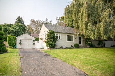 3402TaylorWay_001