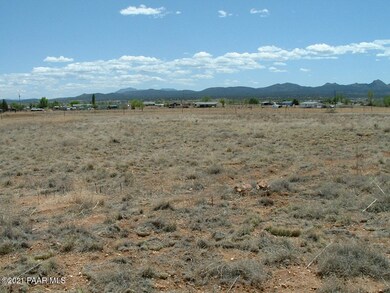 1575 W Antelope Cir, Paulden, AZ 86334 - photo 4