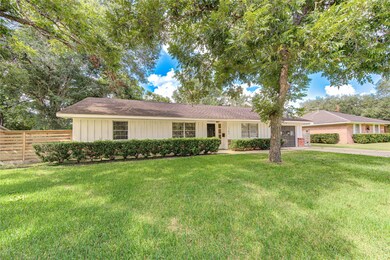 1702 Long Dr, Richmond, TX 77469 - photo 3