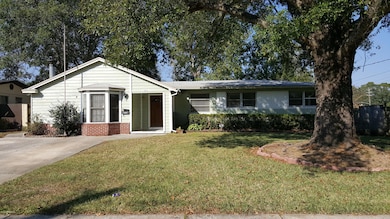 6413 Anvers Blvd S, Jacksonville, FL 32210 - photo 2