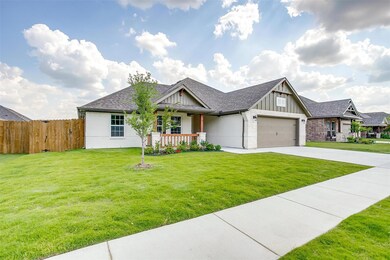 956 Sam St, Springtown, TX 76082 - photo 3