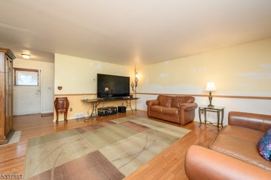 93 Mosher Rd, Princeton, NJ 08540 - photo 6