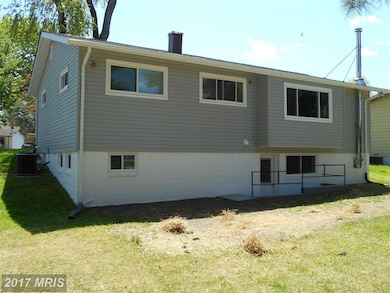 13541 Turkey Branch Pkwy, Rockville, MD 20853 - photo 3