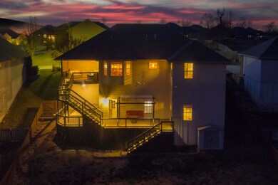 910 Welch St, Nixa, MO 65714 - photo 2