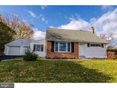 816 Englesville Hill Rd, Boyertown, PA 19512 - photo 2