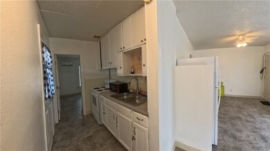 219 S 7th St unit A, Aransas Pass, TX 78336 - photo 7