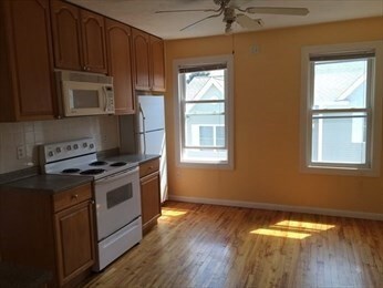 30 Derby St unit 3, Worcester, MA 01604 - photo 3