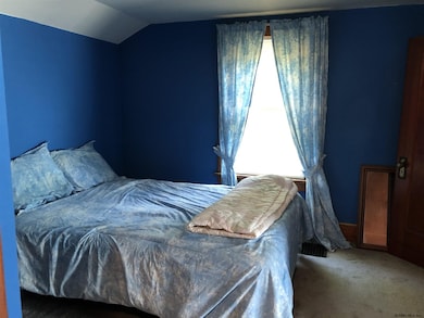 84 Park St, Gloversville, NY 12078 - photo 7