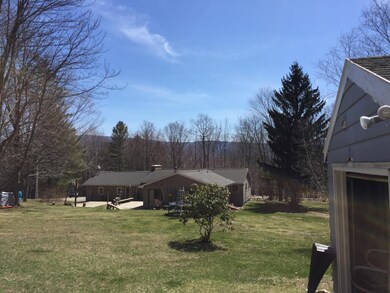 1014 W Mountain Rd, Shaftsbury, VT 05262 - photo 3