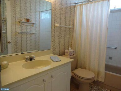 18 Thornbury Place, Southampton, NJ 08088 - photo 7