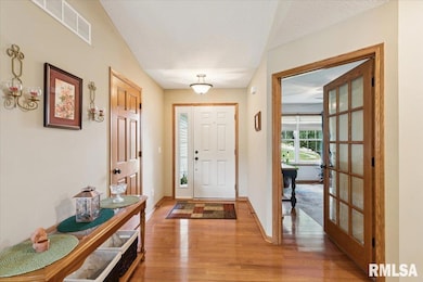 1301 W 62nd Ct, Davenport, IA 52806 - photo 7