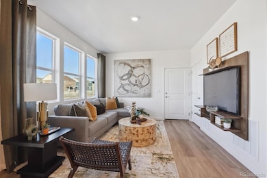 928 Logan Peak Way, Berthoud, CO 80513 - photo 3