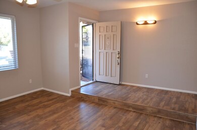 Living Room 4