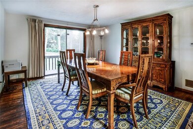 Step up from the entry into the dining room which 
