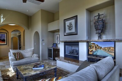 Living_Room_Detail