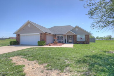 600 Rose Ln, Carl Junction, MO 64834 - photo 2