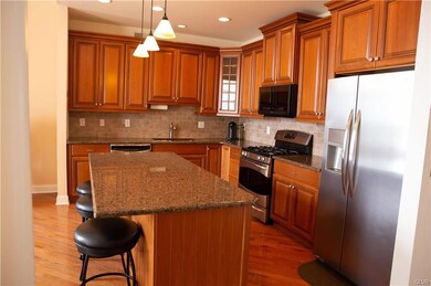 160 Inverness Cir, Easton, PA 18042 - photo 4